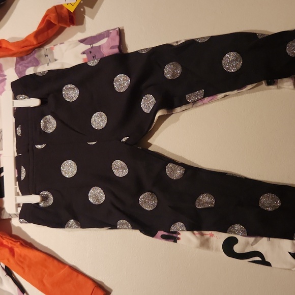 New Kids Girl's Toddler 2 Set Cat Halloween Pajama Set - Picture 3 of 5